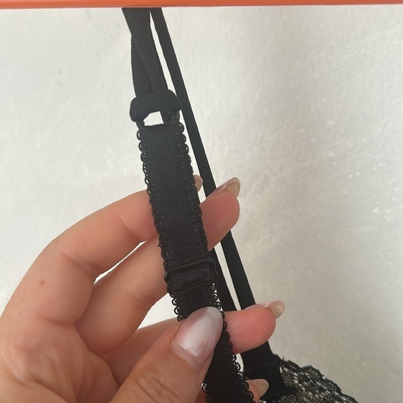 Wacoal ‘Embrace Lace’ Chemise medium black white sheer slip - Picture 10 of 10